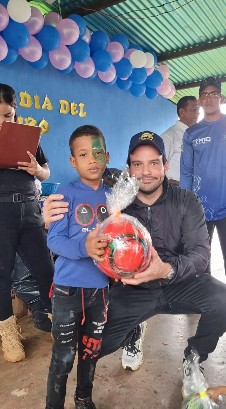 Labores sociales con la comunidad